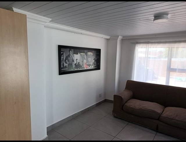 1 BEDROOM PROPERTY TO RENT IN BAYVIEW